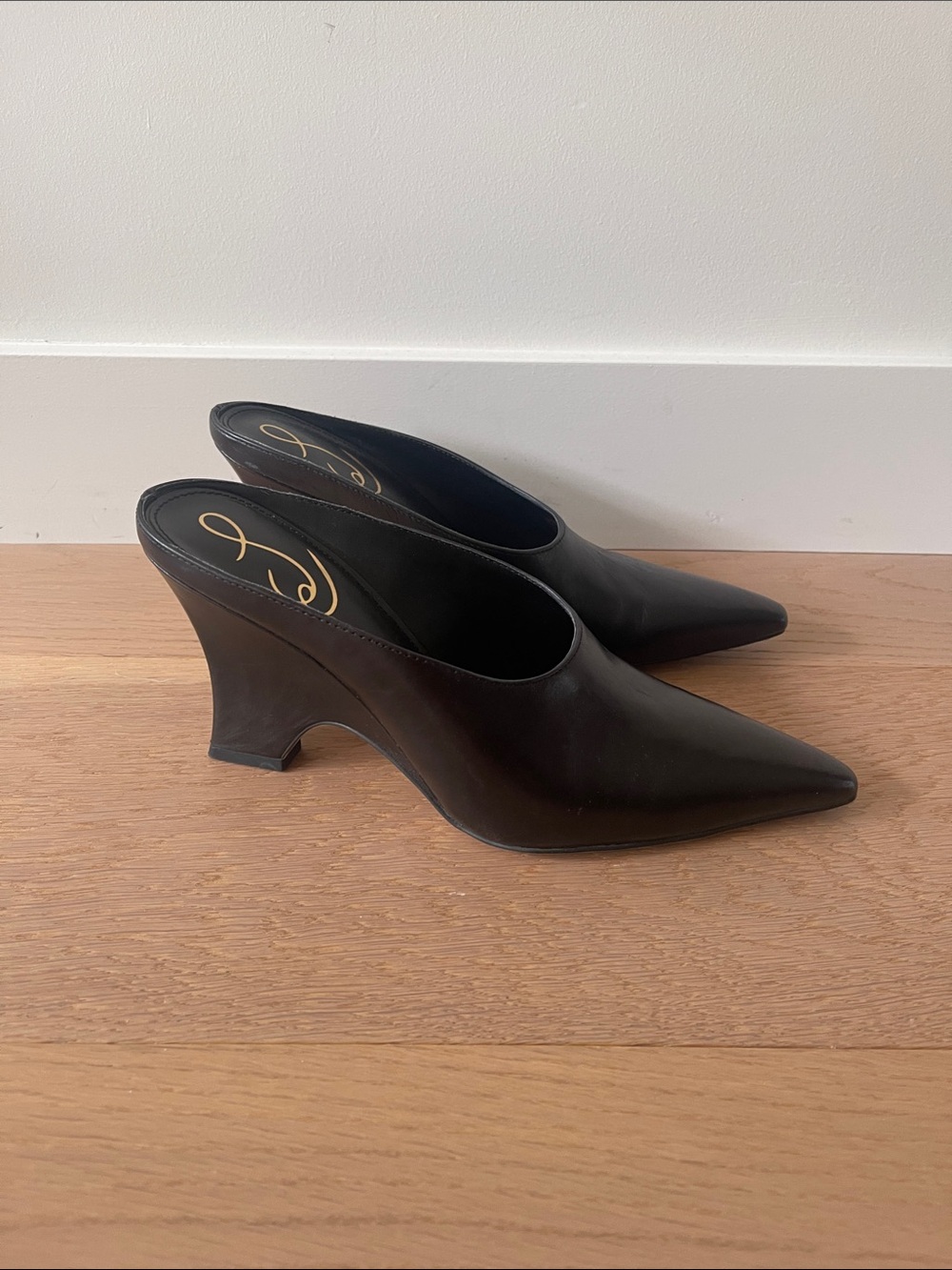 Sam Edelman Black Pointed-Toe Leather Mule Heels